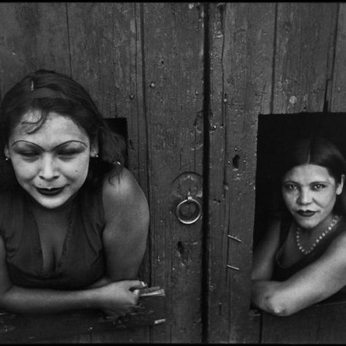 Prostitute. Calle Cuauhtemoctzin, Città del Messico, Messico 1934 
Copyright:
© Henri Cartier-Bresson / Magnum Photos